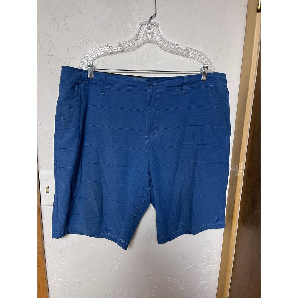 Hang Ten Shorts Sz 40‎
